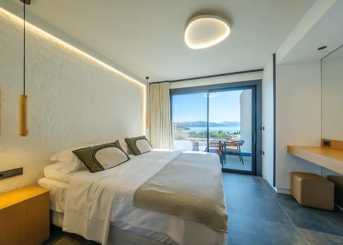 Yiannis Place