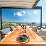 Yiannis Place