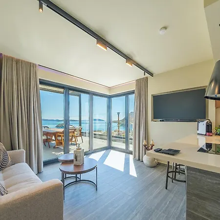 Apartman Yiannis Place Toló