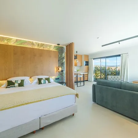 Yiannis Place Apartment Tolo