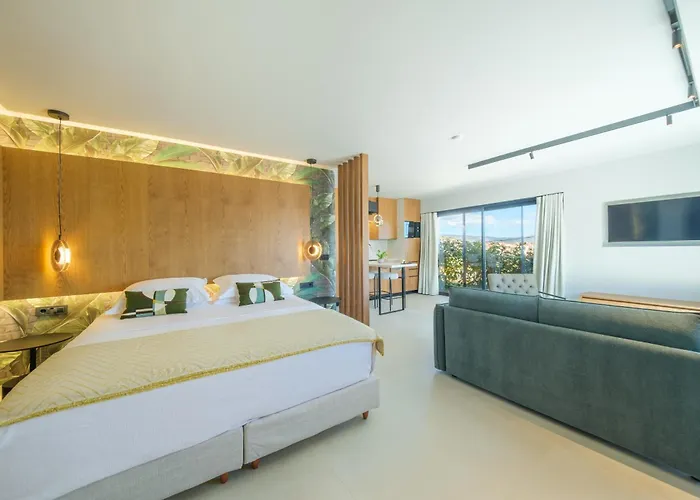 Yiannis Place Apartman Toló